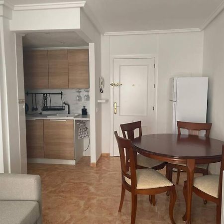 Cozy Apartment 5 Mins To Beach Torrevieja Exteriör bild